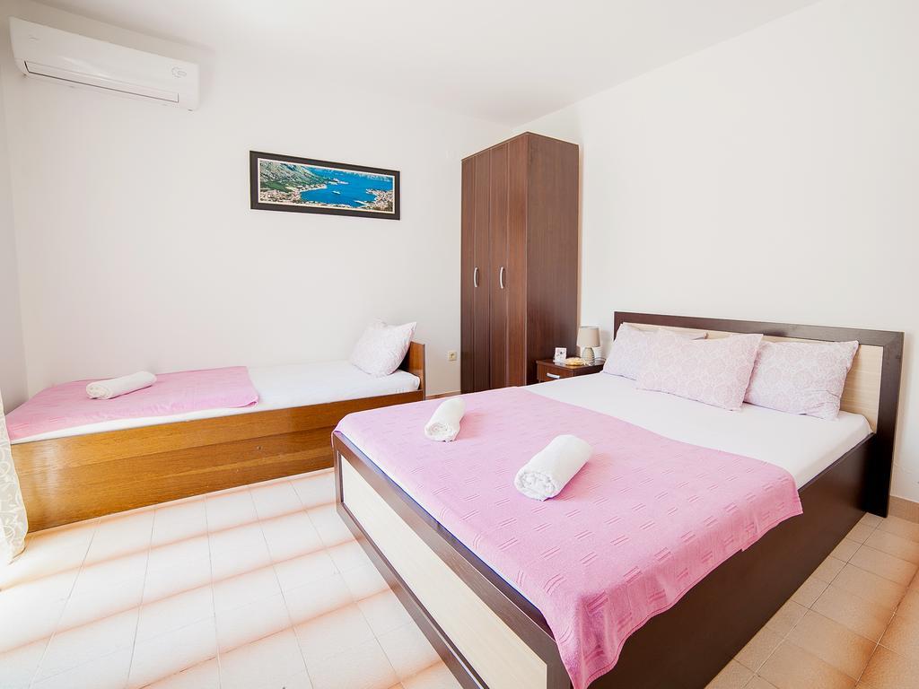 Rooms Garden Petrovac Chambre photo