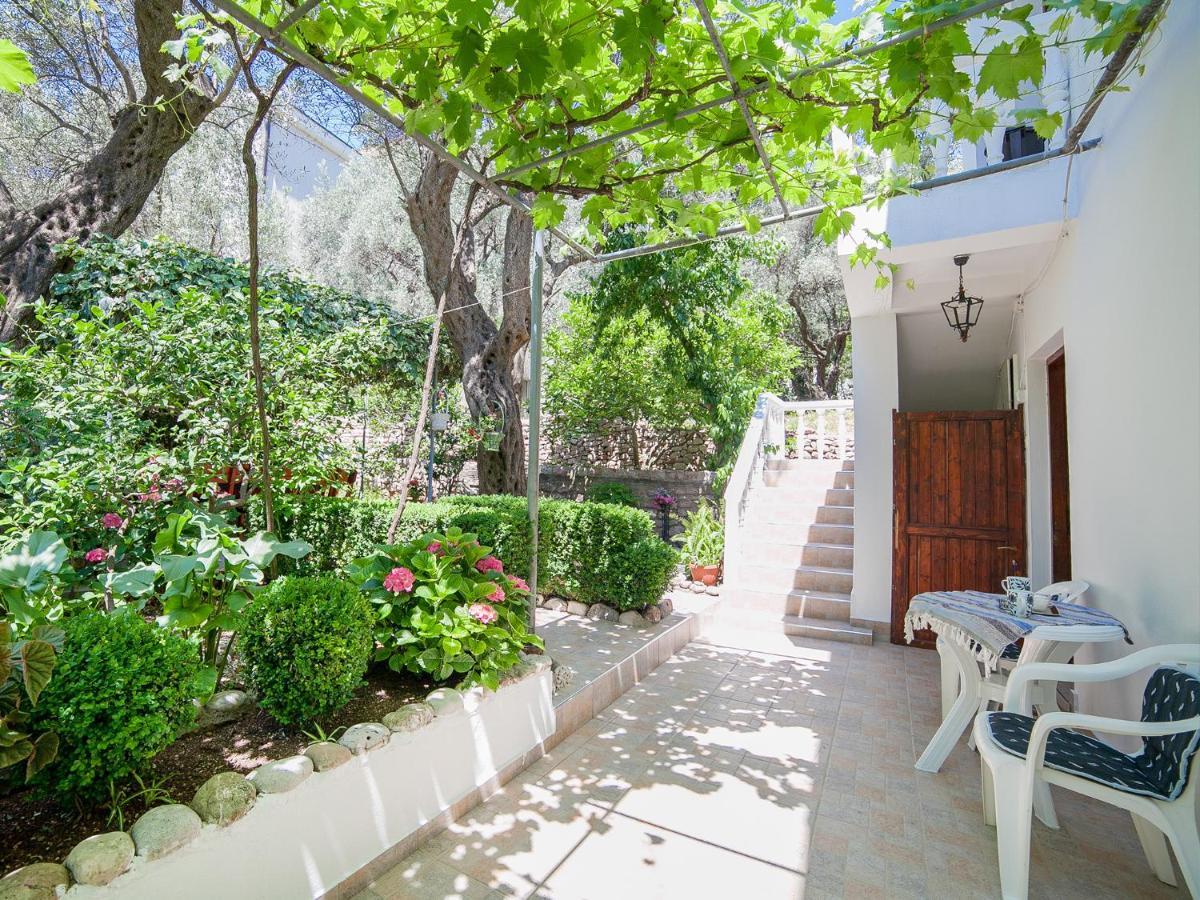 Rooms Garden Petrovac Chambre photo